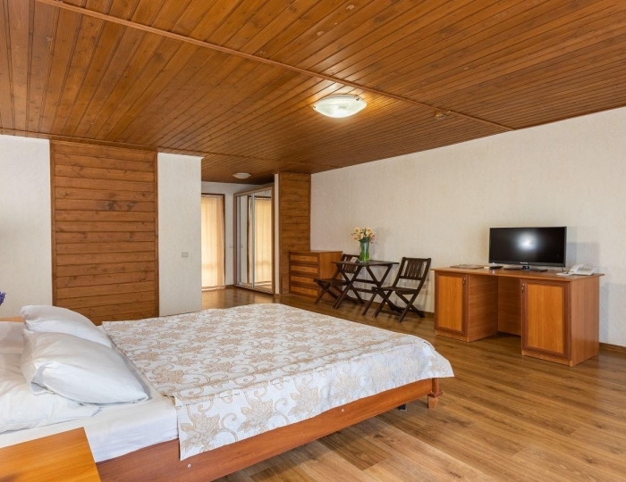 Супериор - Эко-отель «Альпийская долина» Алушта