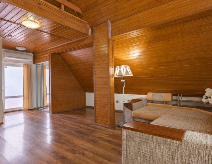 Люкс - Эко-отель «Альпийская долина» Алушта