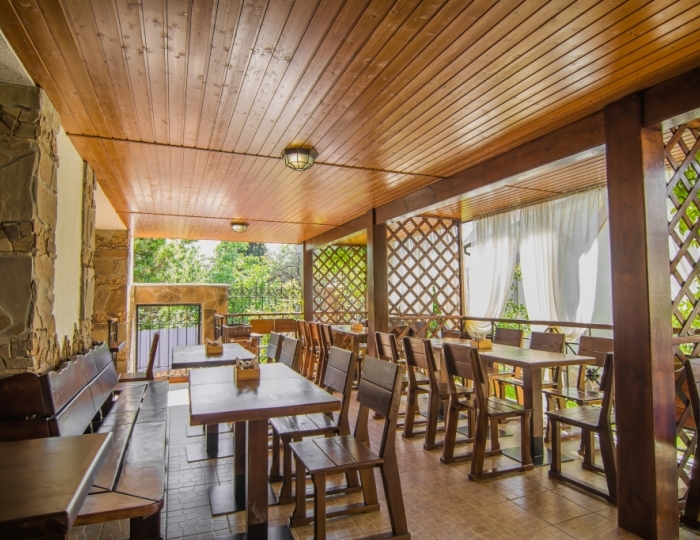 Рестораны и бары - Эко-отель «Альпийская долина» Алушта